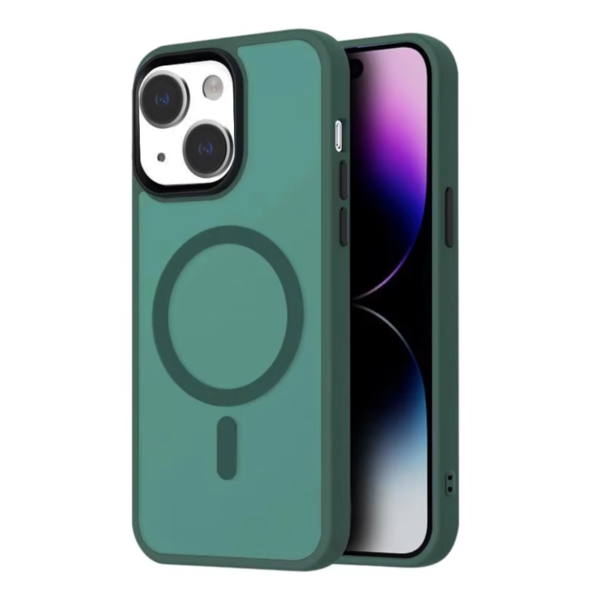 LindeCovers iPhone 14 Plus Transparent Cover - MagSafe Kompatibel 09 Alpine Green