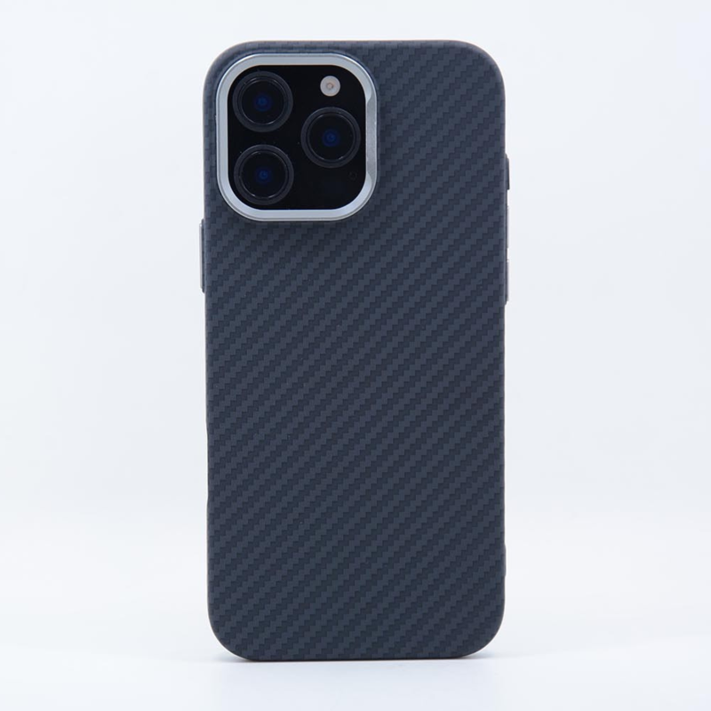 LindeCovers iPhone 15 Pro Max Carbon Cover - MagSafe Kompatibel 01 Black