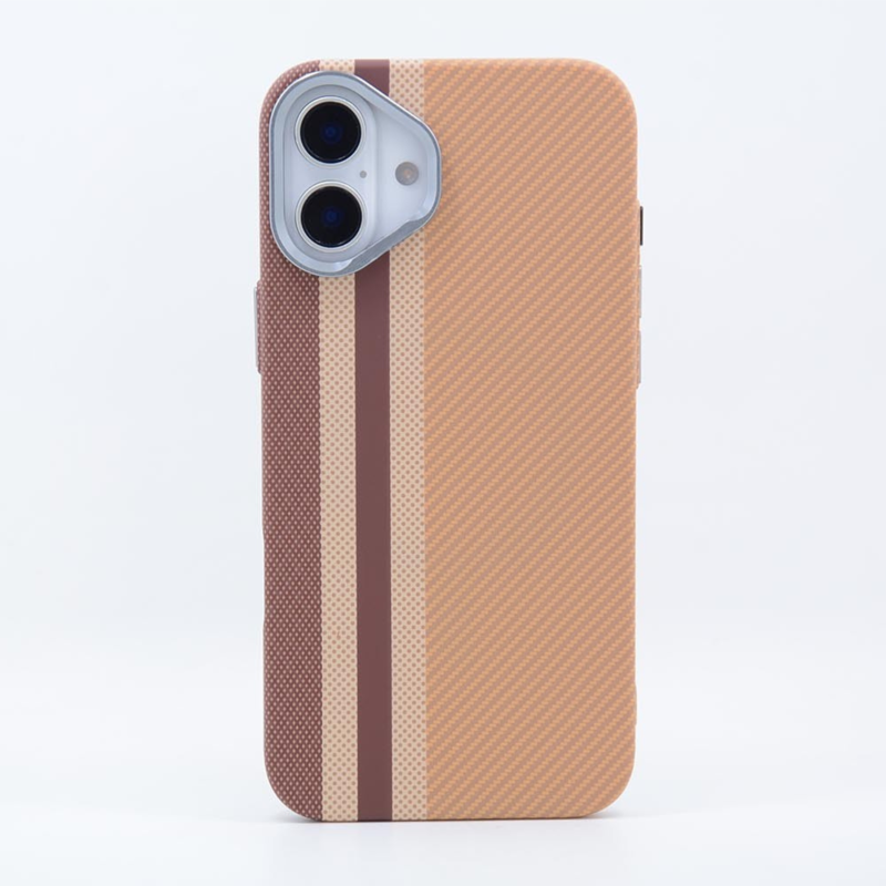 LindeCovers iPhone 16 Carbon Cover - MagSafe Kompatibel 07 Light Stripes
