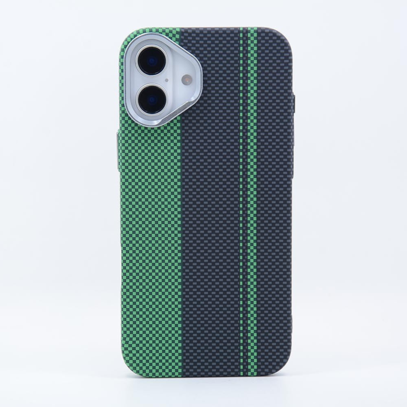 LindeCovers iPhone 16 Carbon Cover - MagSafe Kompatibel 02 Green/Black