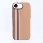 LindeCovers iPhone 16e Carbon Cover - MagSafe Kompatibel 07 Light Stripes LindeCovers iPhone 16e Carbon Cover - MagSafe Kompatibel 07 Light Stripes